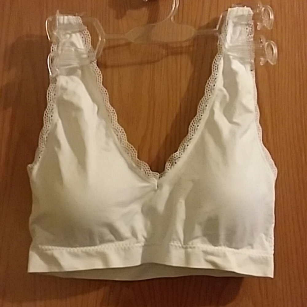 Marilyn Monroe sports bra